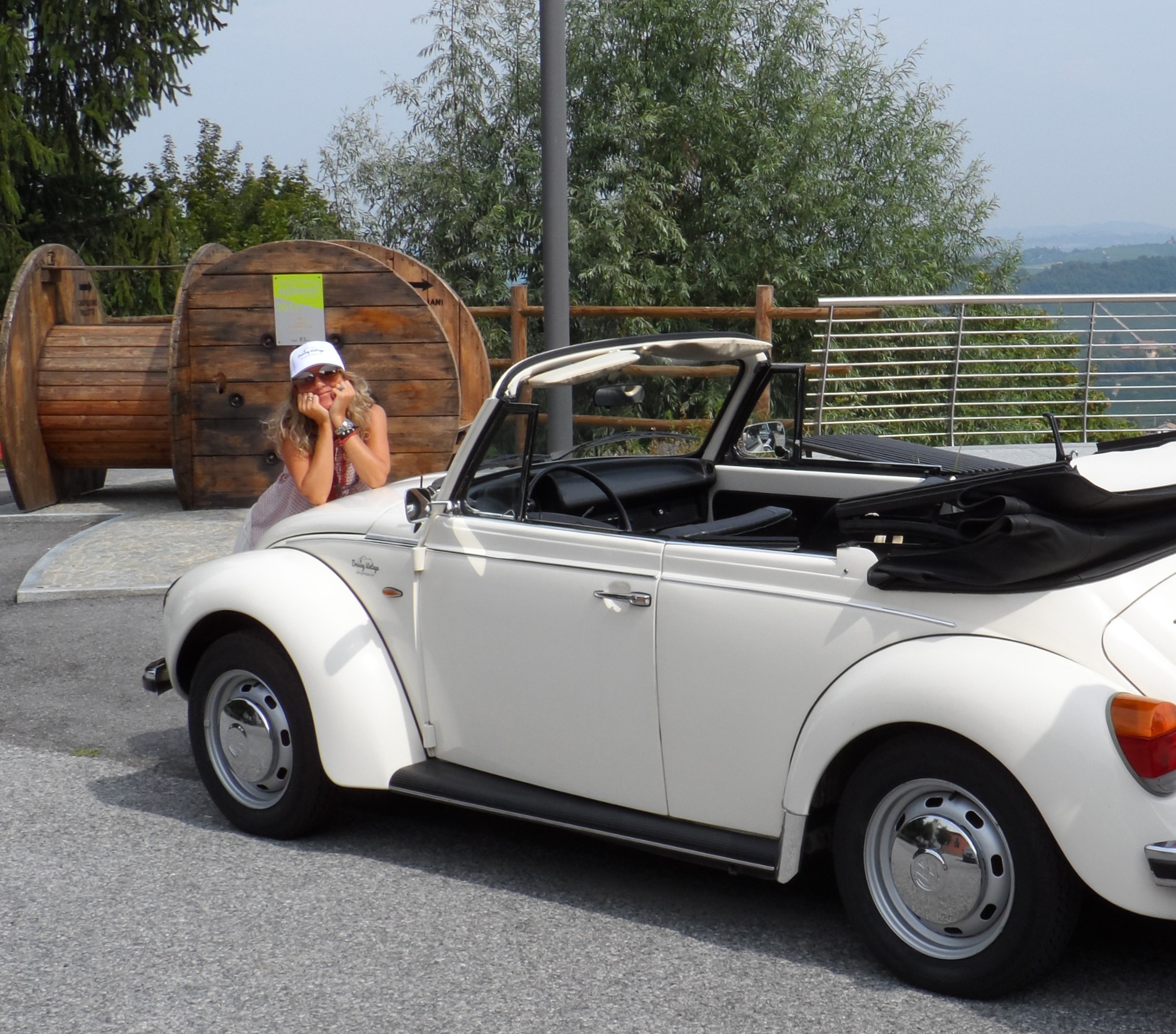 3-DirvingVintage_noleggio-libero-guida-libera_langhe_torino_auto-depoca_vintage_incentive_team_building_eventi_cerimonie_turismo_enograstronomia_matrimonio.JPG